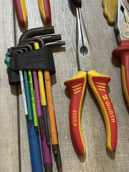 Knipex куфар с инструменти