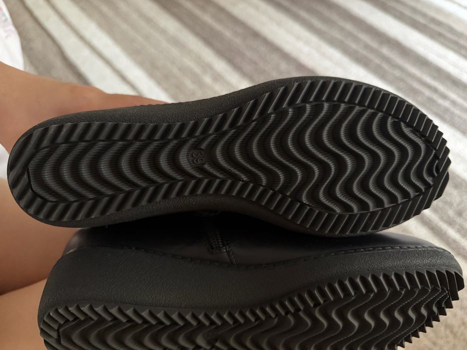 Жаңа Gotti фирмасының етігі