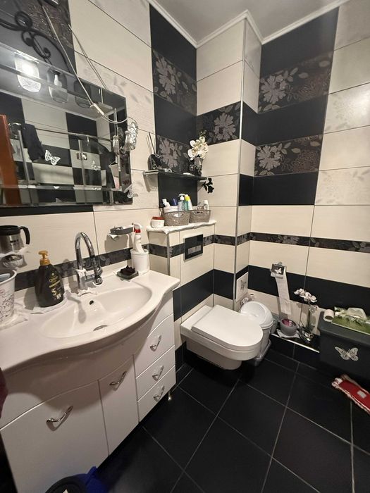 Apartament 3 camere, decomandat Str. Mihai Viteazu