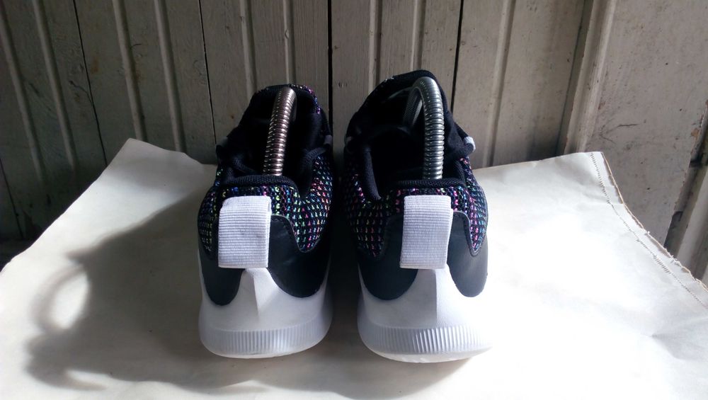 ''NIKE Viale Se''оригинални маратонки 37 номер