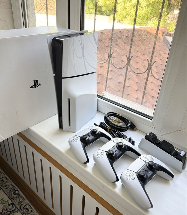 PlayStation 5 Slim Disc 1TB +Подписка