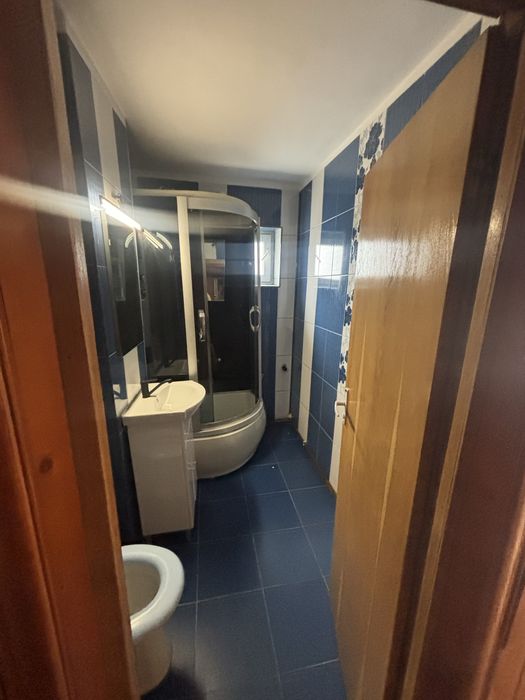 Apartament 2 camere decomandat de închiriat – Piața Nord, Râmnicu Vâlcea