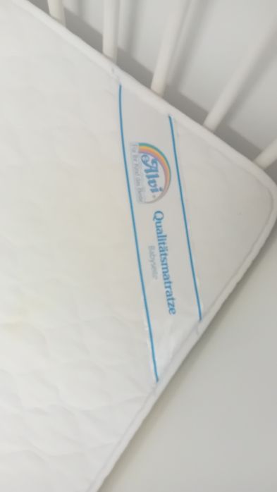 Vând pătuț pentru copii cu saltea inclusă