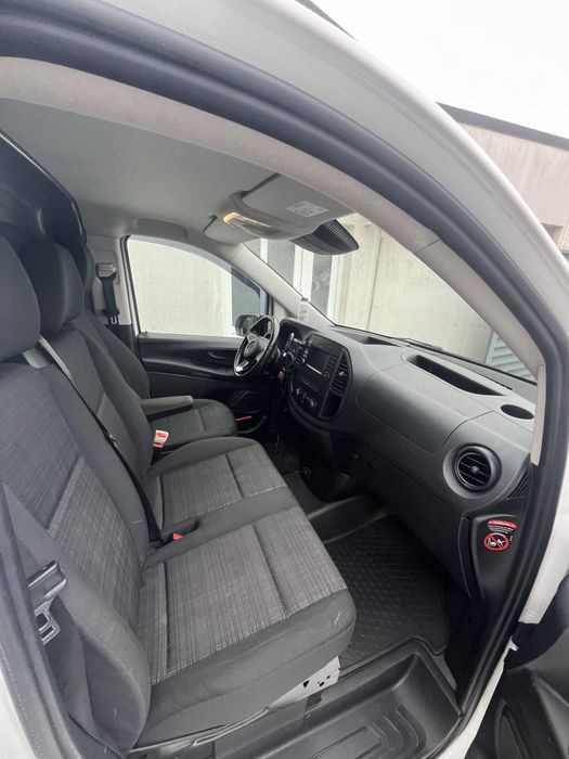 Mercedes-Benz Vito EXTRA LUNG 163 c.p. Cutie Automata 3 locuri L.E.D.