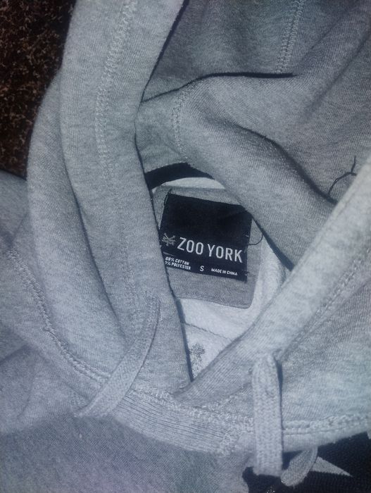 ZOO YORK Суичър в перфектно състояние