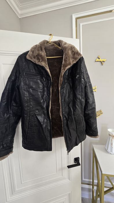 Продам мужской куртка 5000т