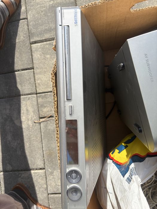 Dvd Philips cu sistem audio