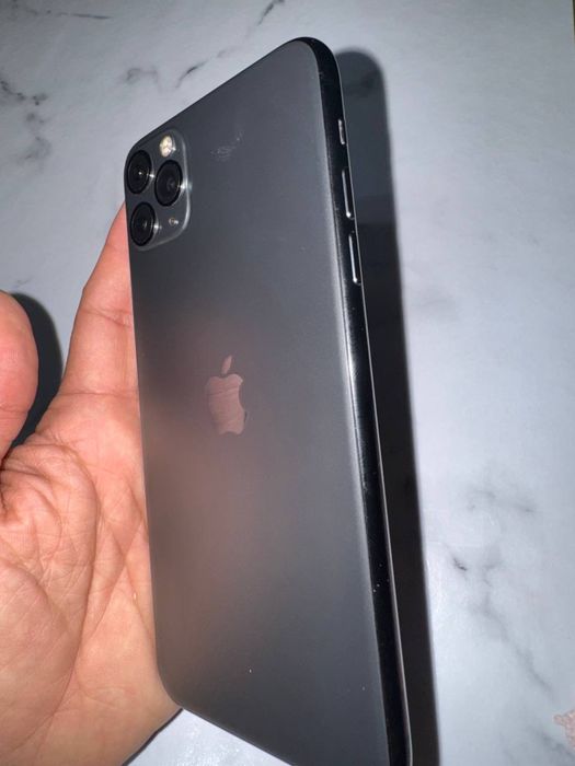 Iphone 11pro max sotiladi