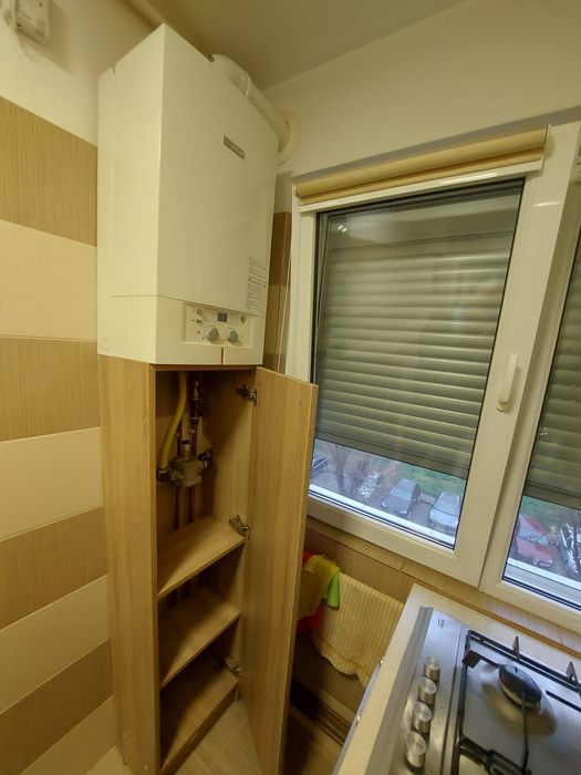 Inchiriez apartament 3 camere