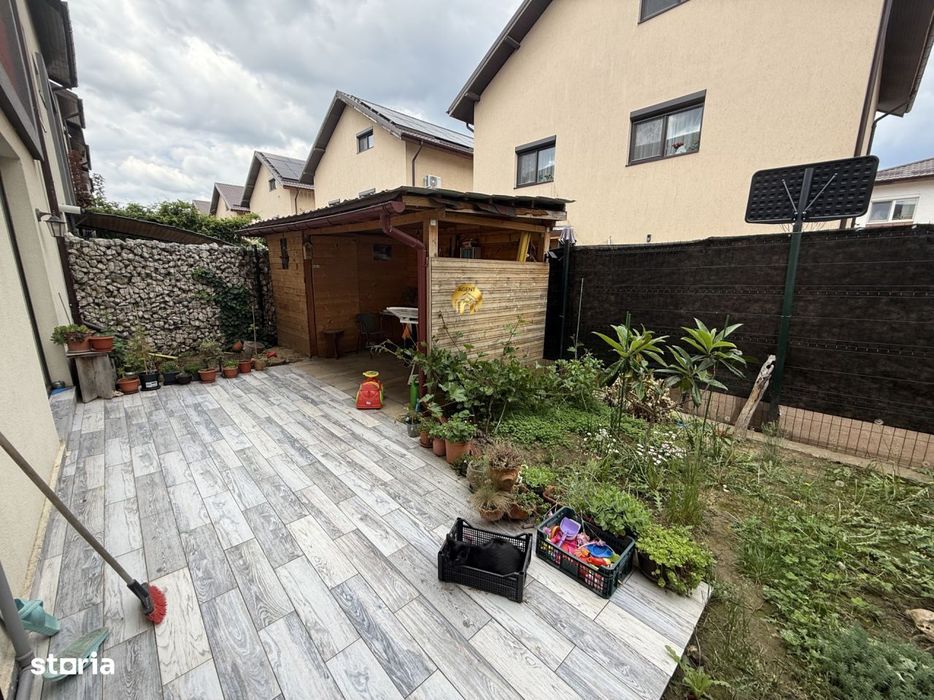 Casa insiruita de vanzare, situata intr-un complex rezidential