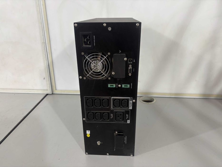 UPS Устройство - Dell J728N / 2700 W