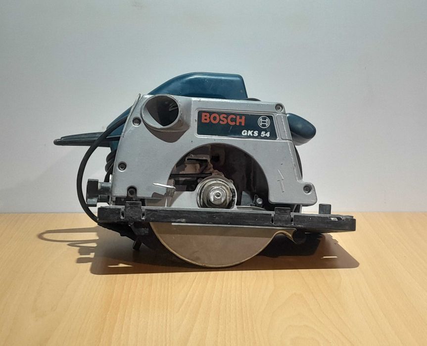 Ръчен циркуляр BOSCH GKS 54
