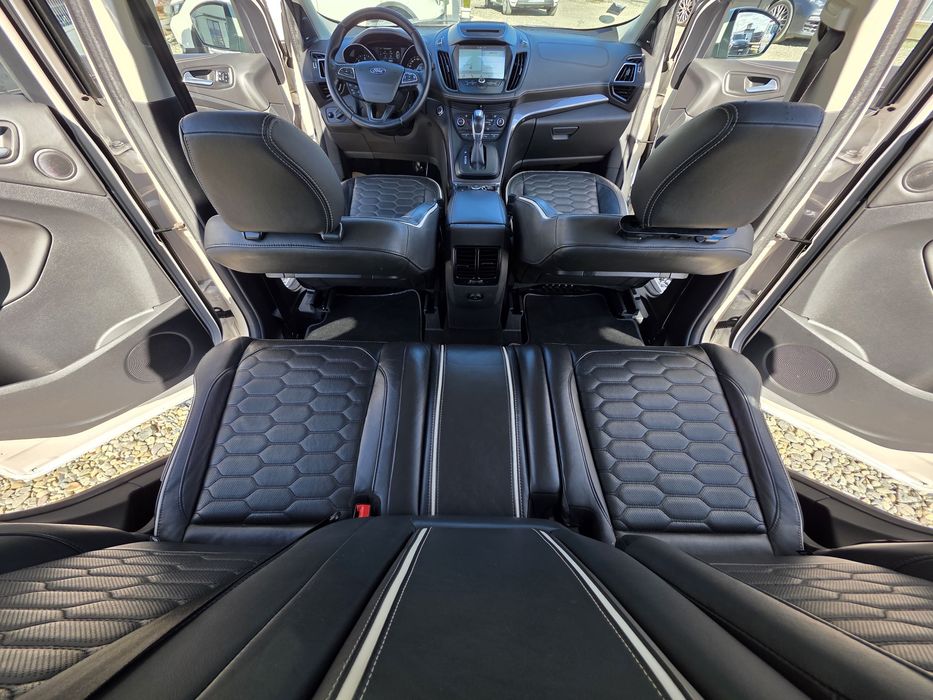 Ford Kuga Vignale //Rate//