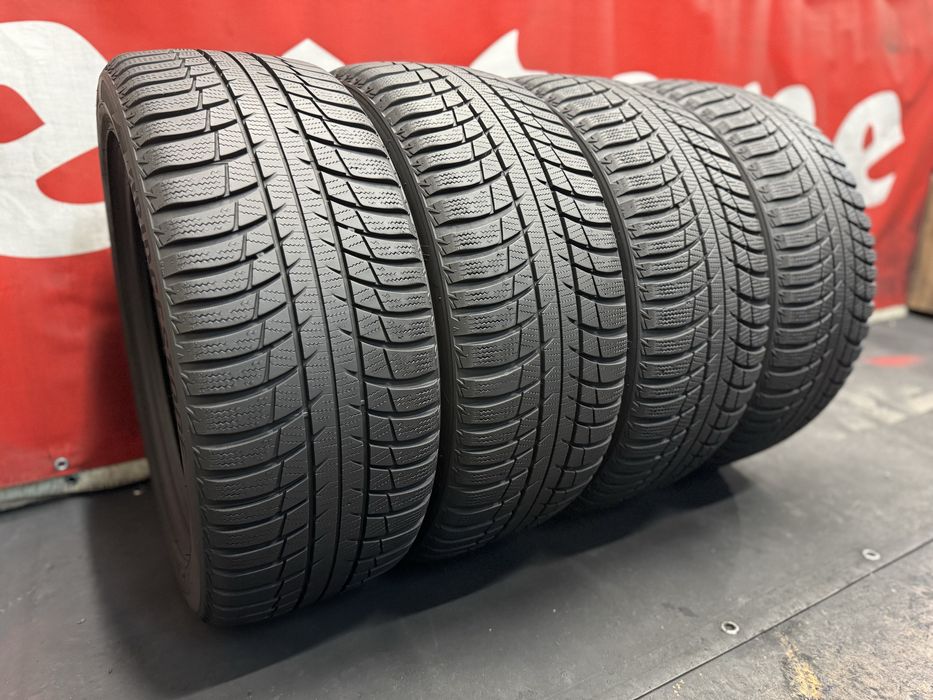225 50 17, Зимни гуми, Bridgestone BlizzakLM001, 4 броя