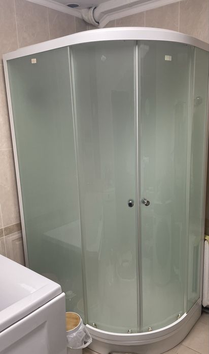 Продам душевую кабину
