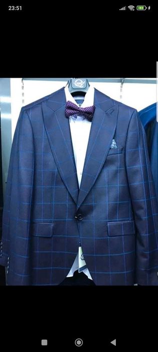 Costum barbati , purtat o singura data