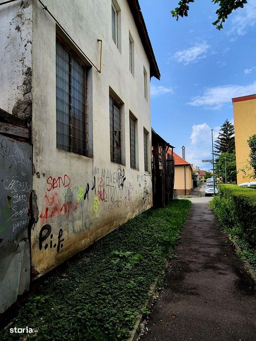Oportunitate investitie, zona Fartec-V Lupu sediu firma/clinica/scoala
