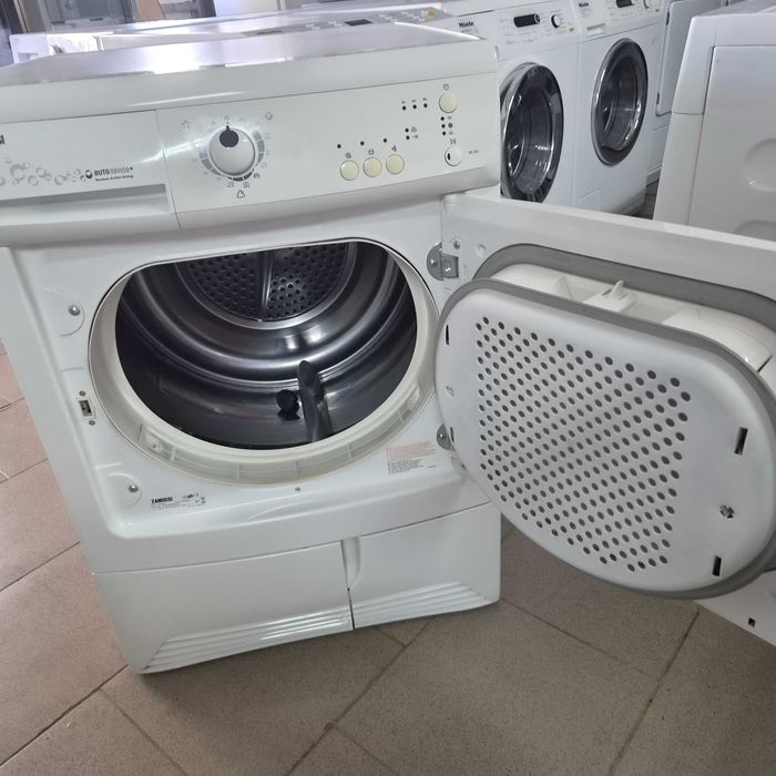 Кондензационна сушилня Zanussi