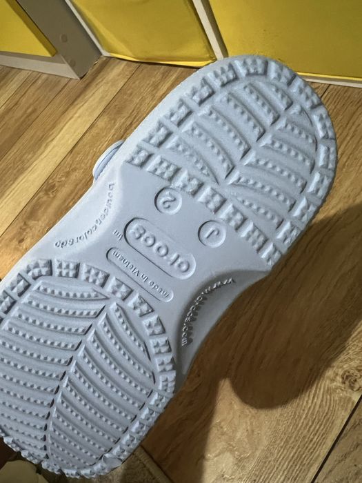 Crocs новые j2 33-34 на 20 см +-