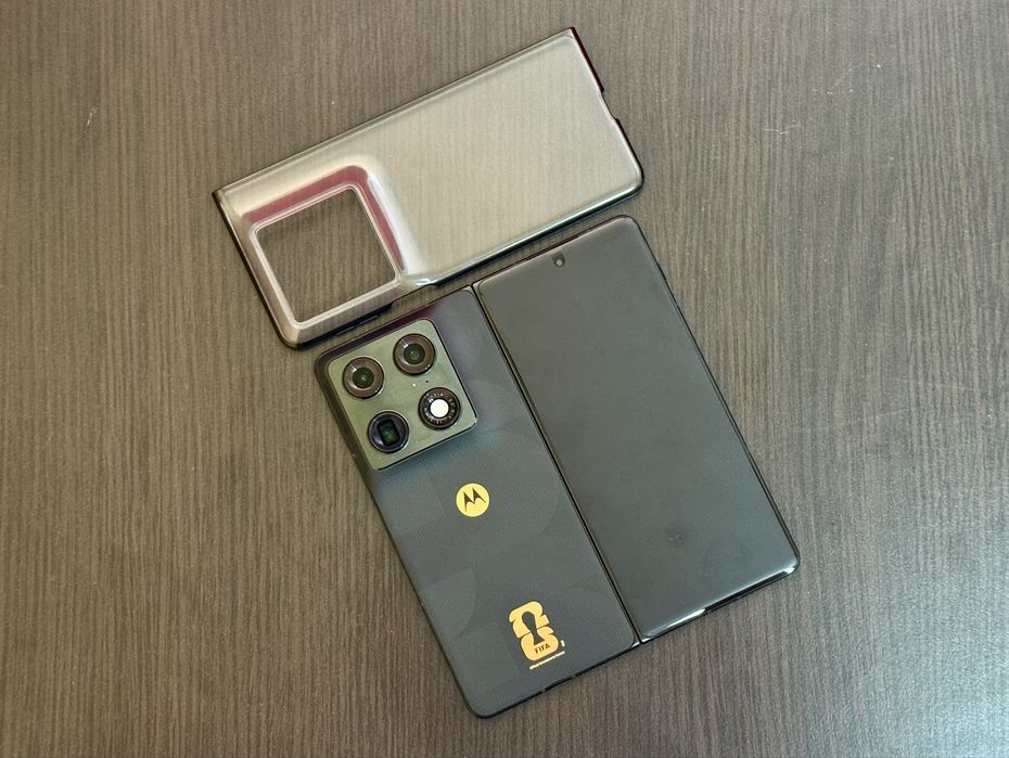 Motorola Razr Fold 512GB / 16GB+4GB RAM / FIFA World Cup 26 edition