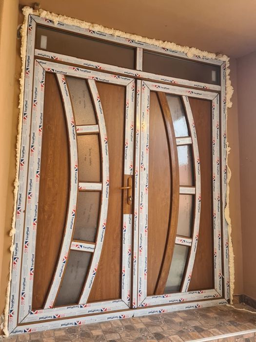 Tâmplărie Pvc cu geam termopan