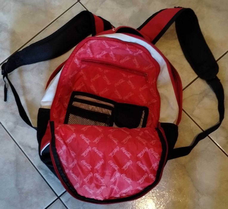 Rucsacuri Coca Cola si Adidas