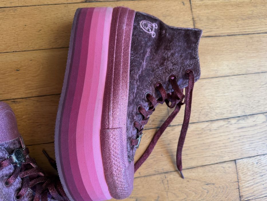 Converse X Disney Miley Cirus