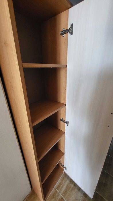Шкаф за антре или коридор