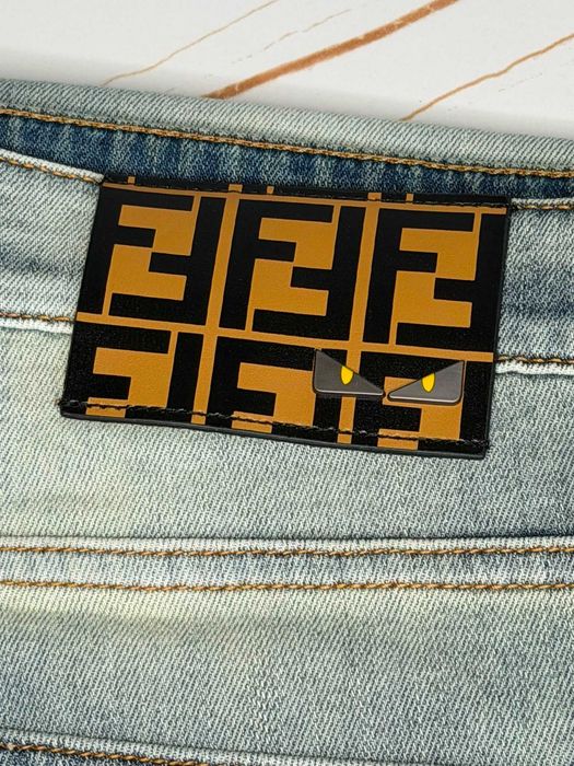 Blugi FENDI mărimea 34