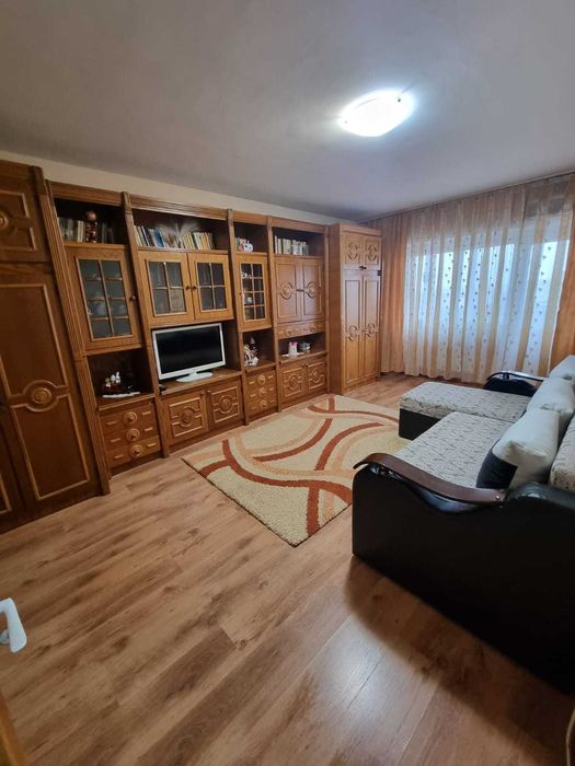 Apartament 2 camere spre inchiriere