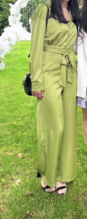 Елегантен гащеризон от сатен