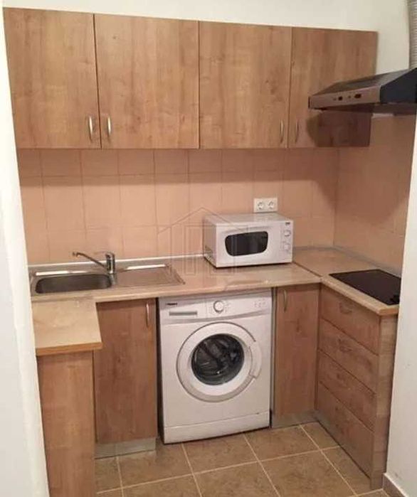 Дава се под наем Едностаен апартамент в Пловдив, Захарна фабрика - 40 кв.м за 127.5 € - Снимка #1