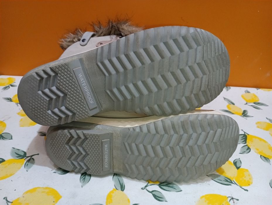 Sorel Waterproof Luxe N 38,5 апрески