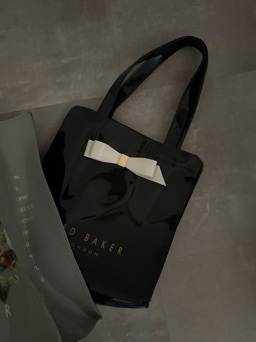 Ted Baker дамски чанти