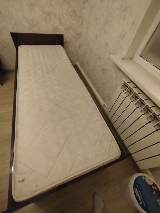Кравать срочно продаю