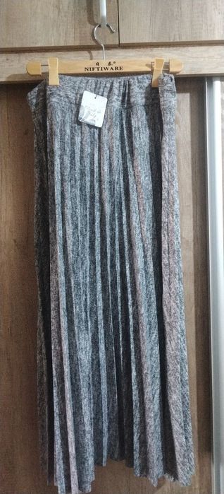 Итальянский юбка сотилади.