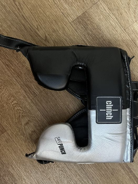 Шлем для единоборств