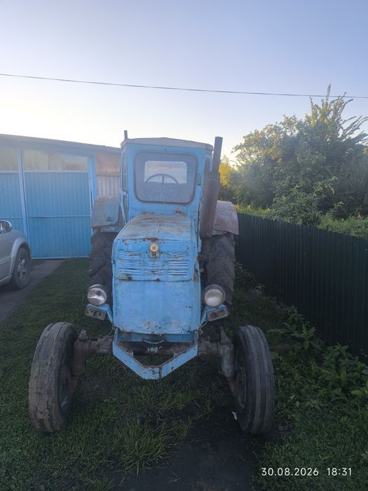 Продам трактор т40