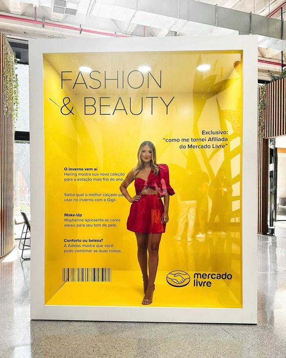 VOGUE , Cabina foto Vogue , Magazine Cover 2026 PHOTO CORNER