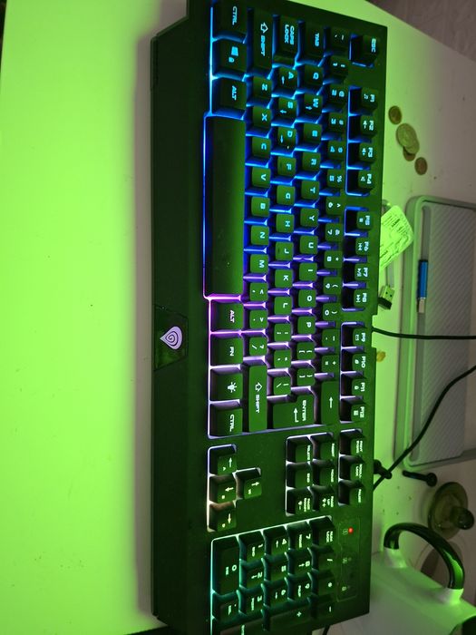 Натолен компютър Ryzen 7 5800x, 3060TI, 32gb ram, 1Tb hdd, 1Tb SSD.