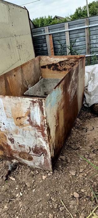 Продам аварийный знак и прочее