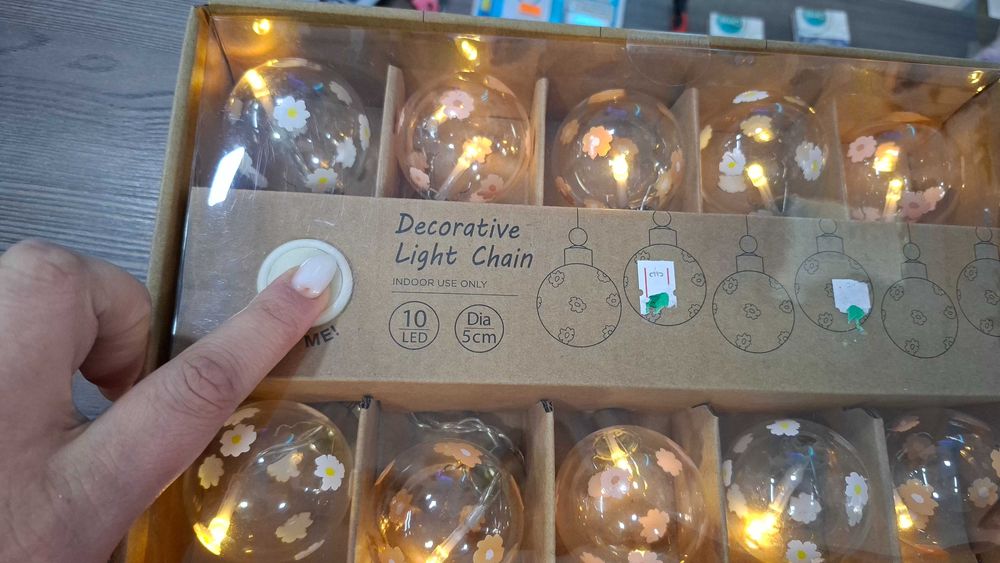 Светещи топки за декорация 3.2 метра