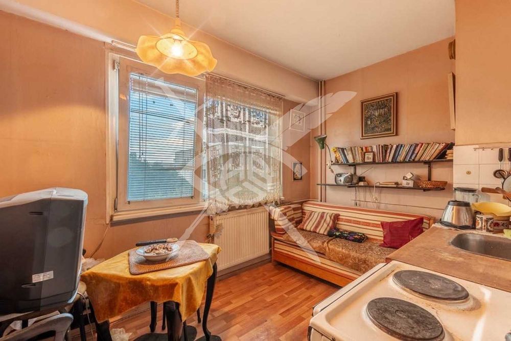 Продава се Двустаен апартамент в София, Дружба 1 - 47 кв.м за 1828 €/кв.м - Снимка #1