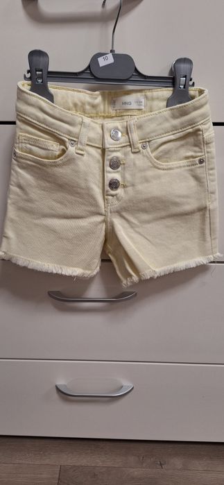 Къси дънкови панталони за момиченце - различни видове