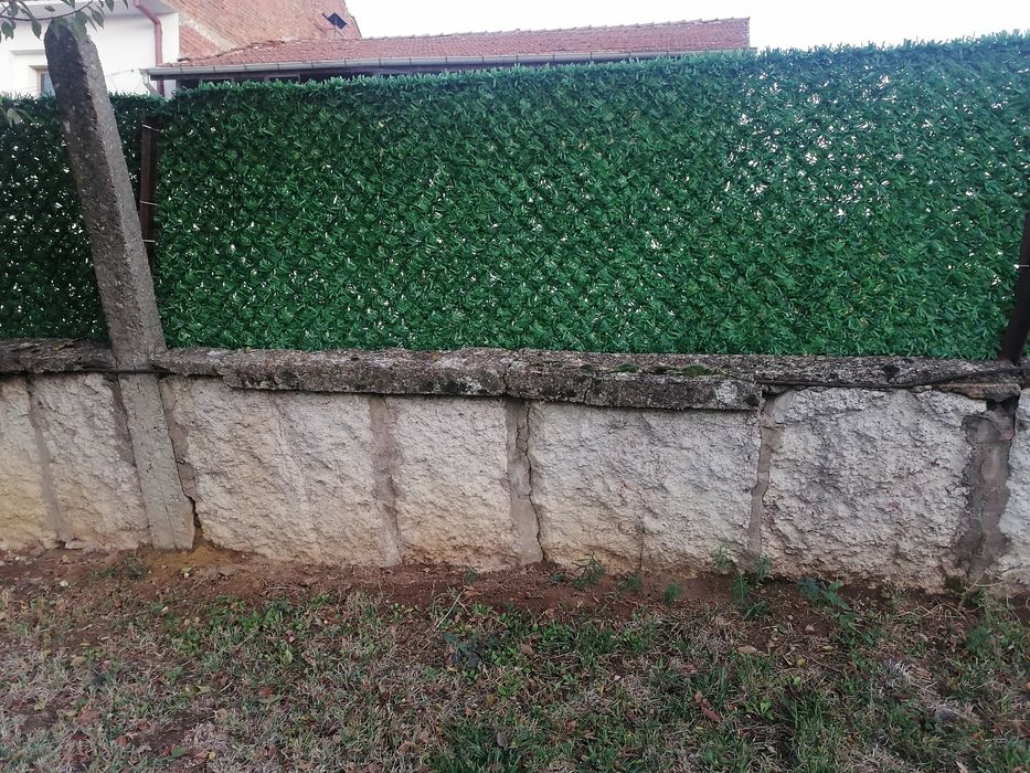 Дялан камък на плочи