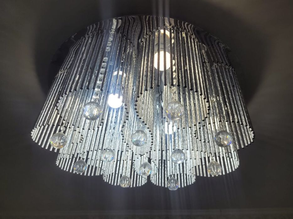 Люстра в гостинную