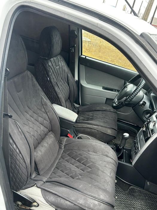 Продам Приору 2013 год