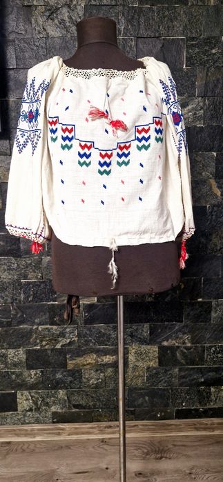 Ie de vânzare  mânecă trei sferturi