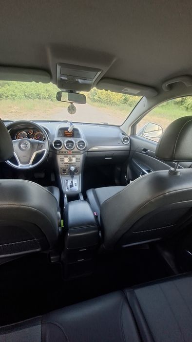 Vând Opel antara 2.0 4X4