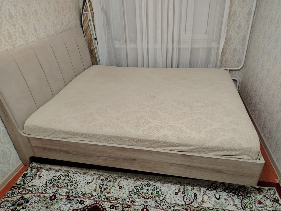 Продаю кровать в отличном состоянии